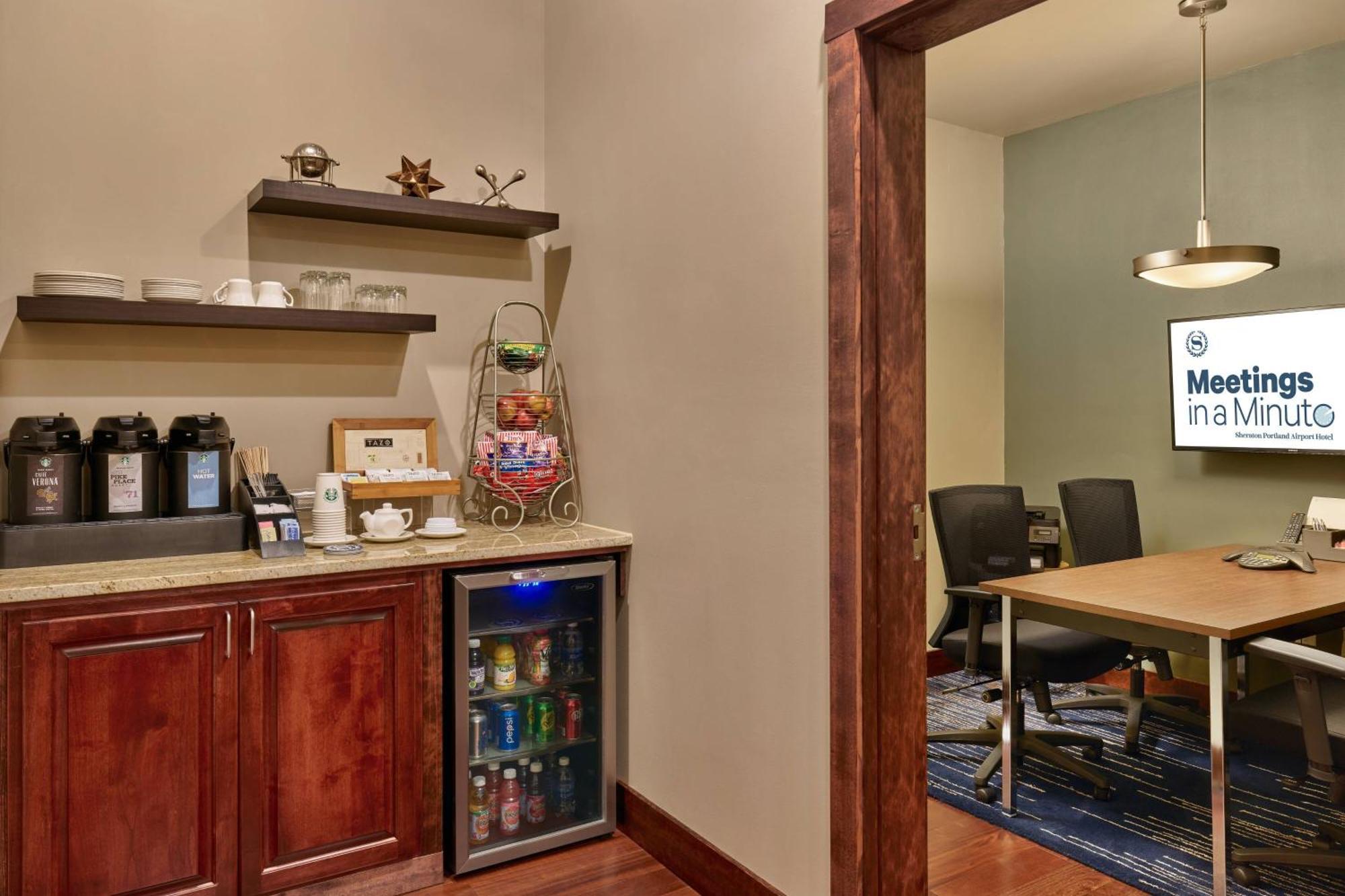 Sheraton Portland Airport Hotel Ngoại thất bức ảnh